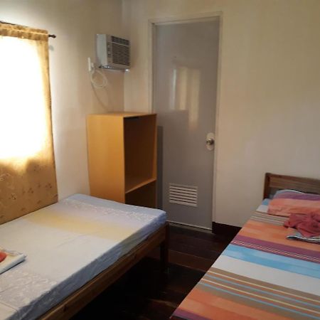 Adrian Travellers Inn El Nido Luaran gambar